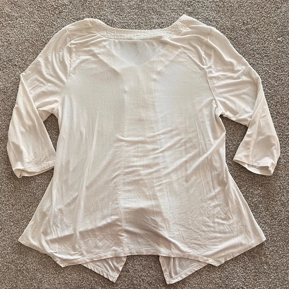 Adrianna Papell 3/4 Sleeve White Pullover Asymmetrical Blouse - Picture 6 of 9